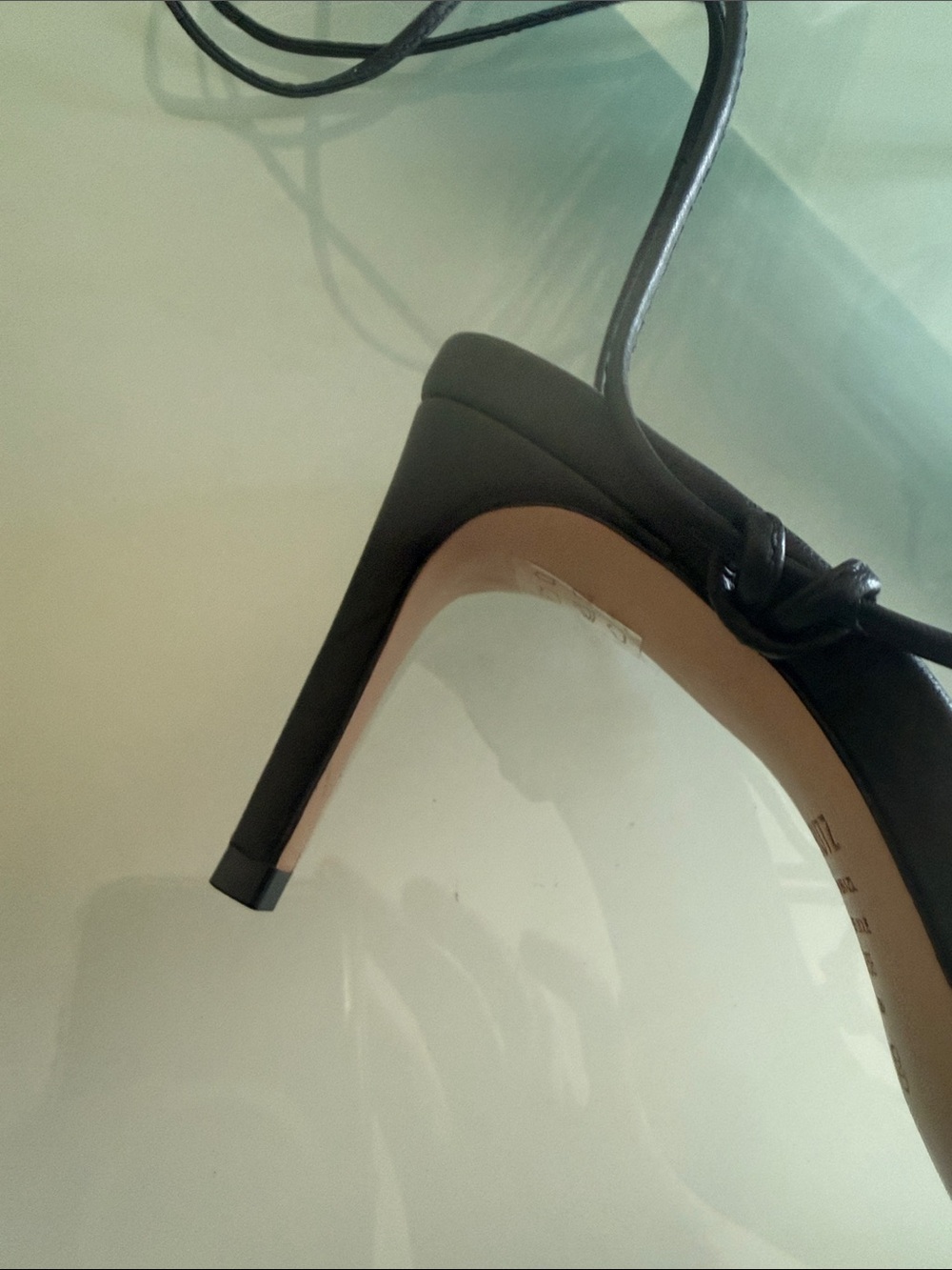Schultz Black Leather Lace-Up Pointed Toe Sandals w/ Gold Cap Size 6.5 Designer - Picture 6 of 10